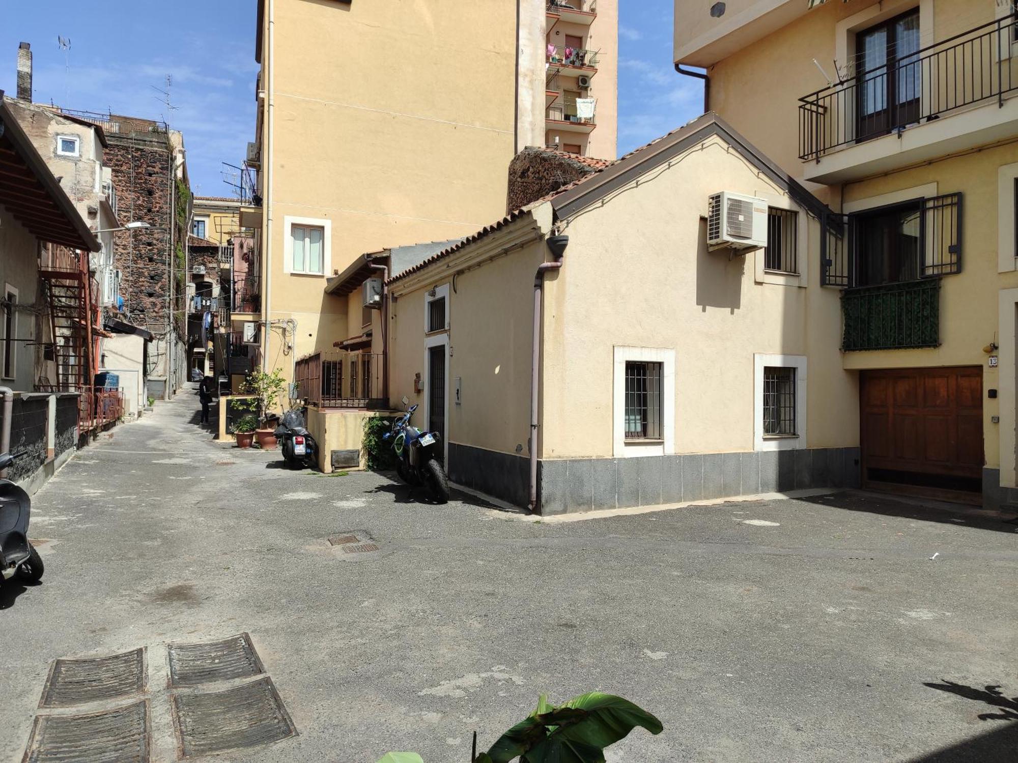 קטאניה Le Case Del Cortile מראה חיצוני תמונה